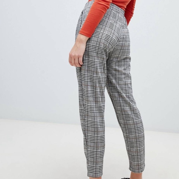 New Look Pull on Pants in Check - Picture 2 of 8